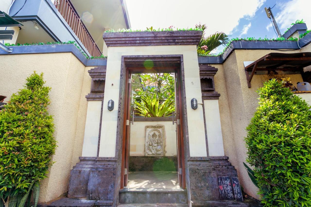 Sakura Guest House Canggu Extérieur photo